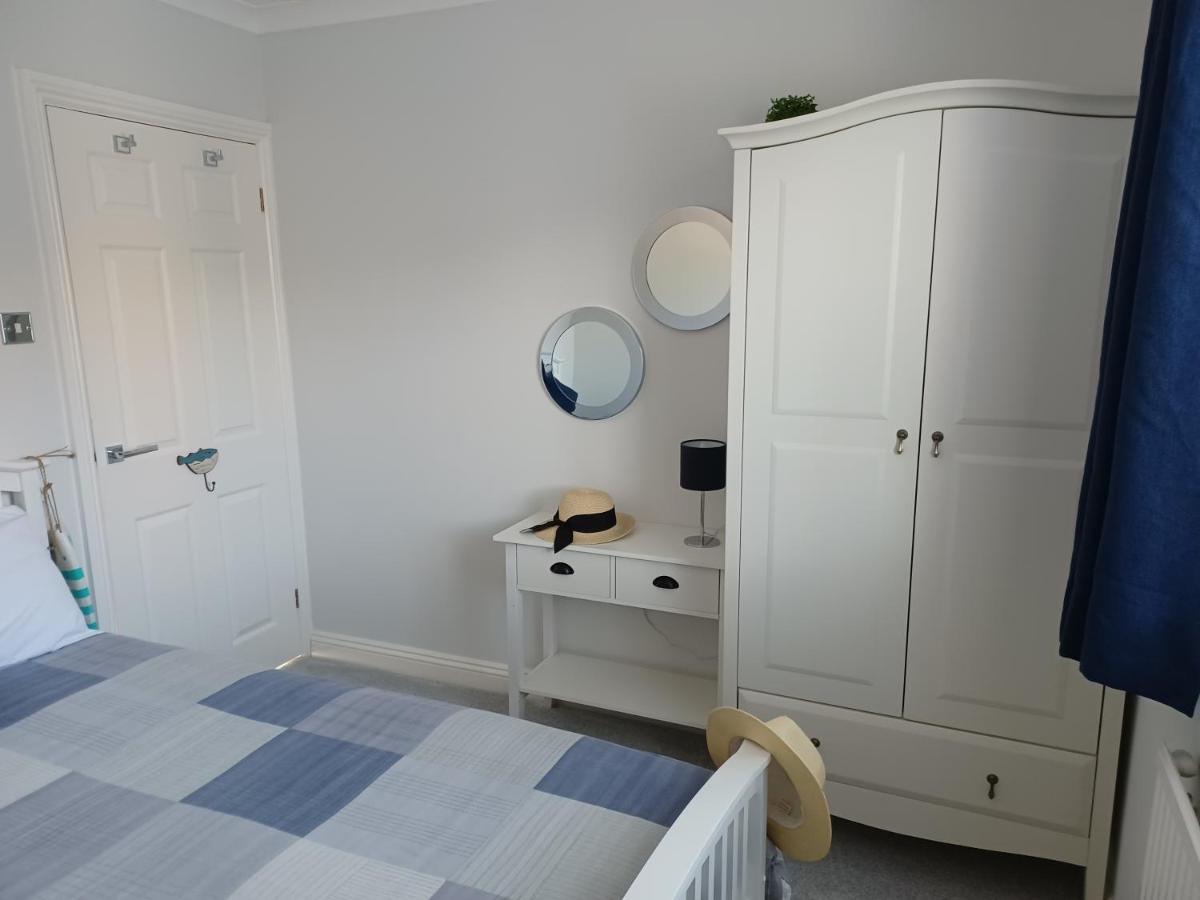 Aqua Vista Apartman Poole Kültér fotó